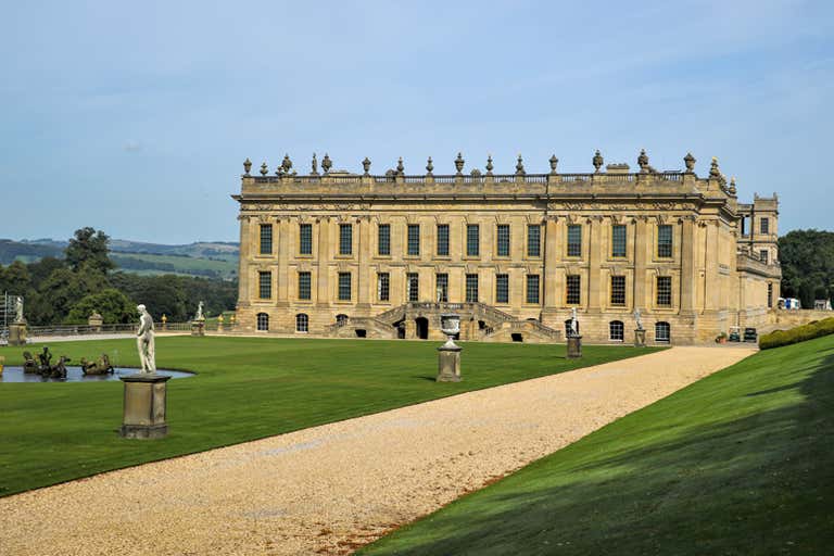 chatsworth-house-4476934-LOWRES.jpg