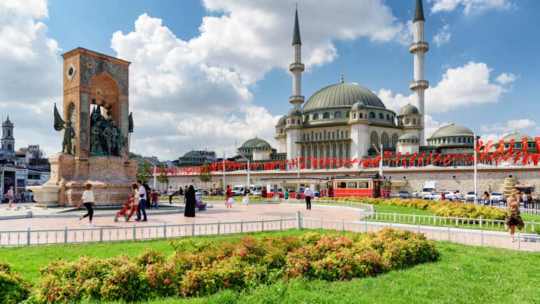 Historical Places in Istanbul: 10 Must-Visit Sites