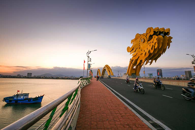 vietnam-danang-dragon-bridge-the-city-b32c0f3599137067ac24cbb2e4d66b8f - LOWRES.jpg