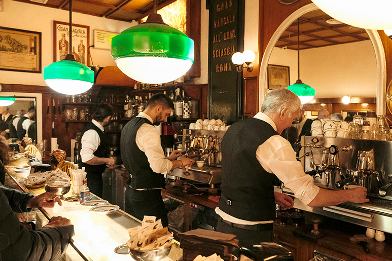 Art, Culture And Coffee: 9 Rainy Day Activities in Rome