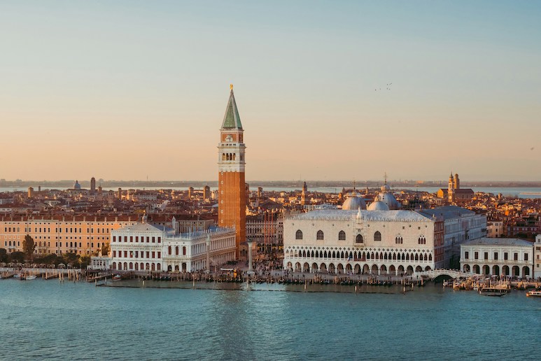9 Places To Find The Best Views In Venice