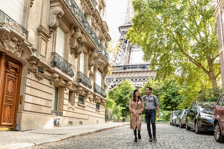 Walking around in Paris