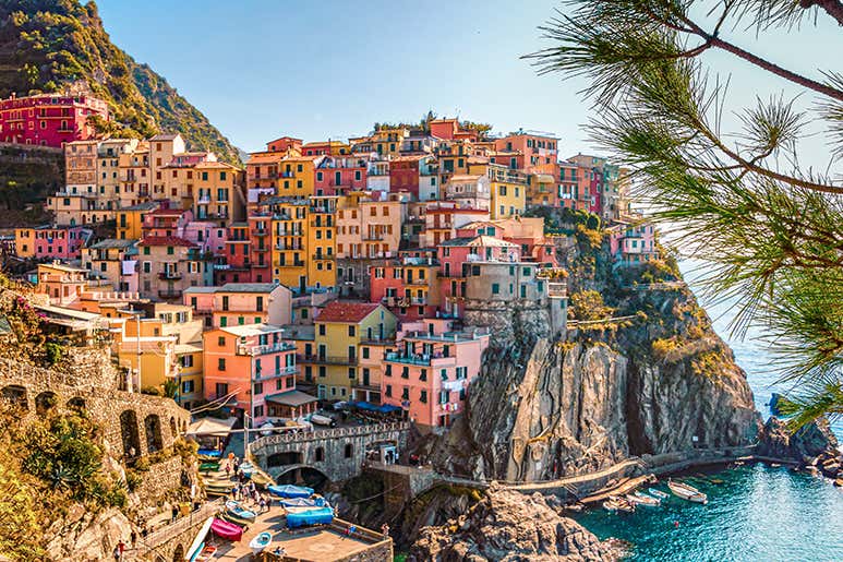Discover the World's 10 Most Colorful Places