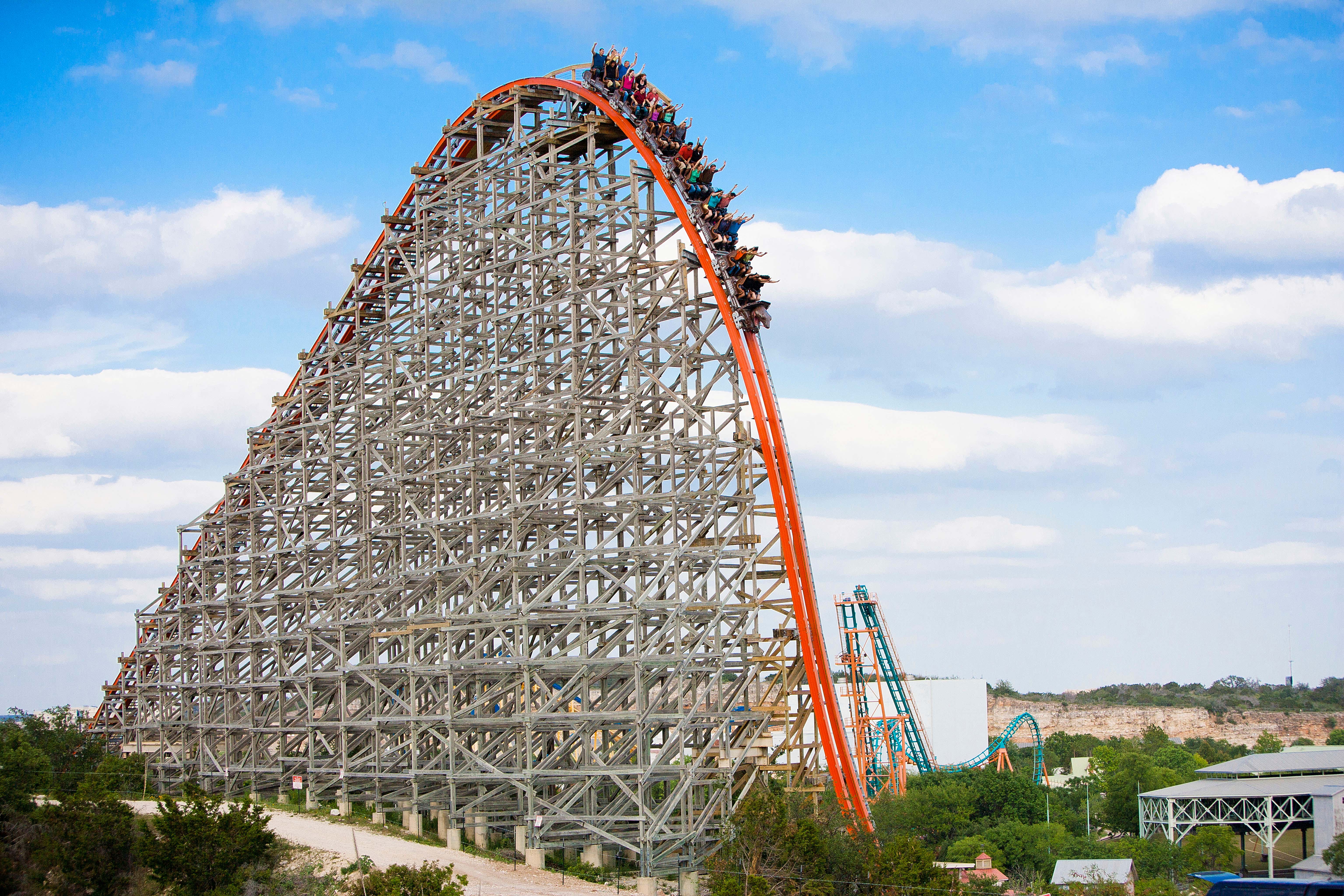 6 Flags Rides Names The Best Rides at Six Flags: 10 Amazing Roller Coasters