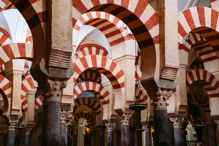 gabriel-trujillo-fJhJF4TcqQo-unsplash-LOWRES.jpg