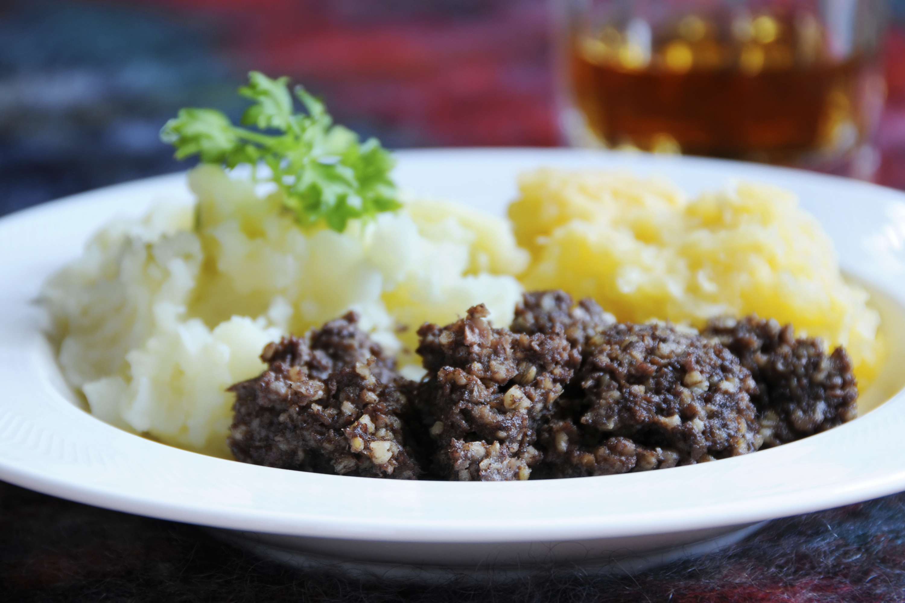Best Food in Edinburgh: 12 Scottish Classics You Need To Try