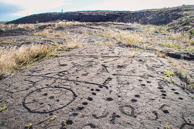 Petroglyphs_at_Pu-uloa_in_Hawai-i_Volcanoes_National_Park_(d11c9fb2-1106-468d-a4d3-35125f06731e) - LOWRES.jpg