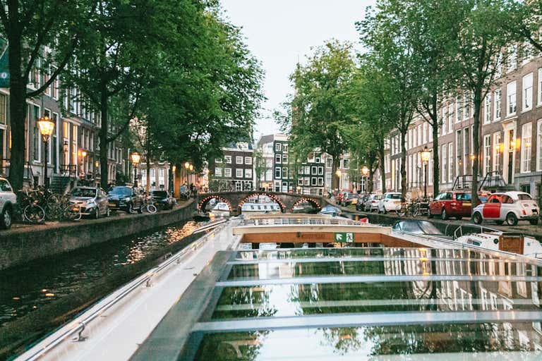 t42049. Amsterdam - Evening Canal Cruise-3-EDITED.jpg