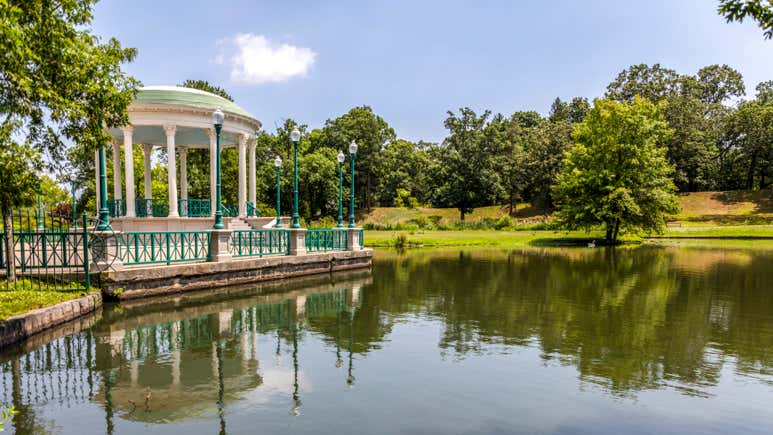 Rhode Spring Drop Spring in Rhode Island: The Best Things To Do and See