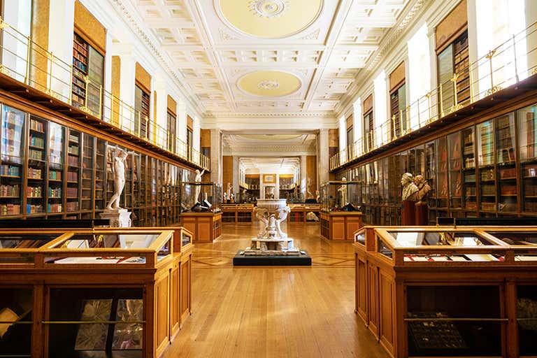 BCC-2023-EXPLORER-LONDON-7 DAYS ITINERARY-BRITISH-MUSEUM-LOWRES.jpg