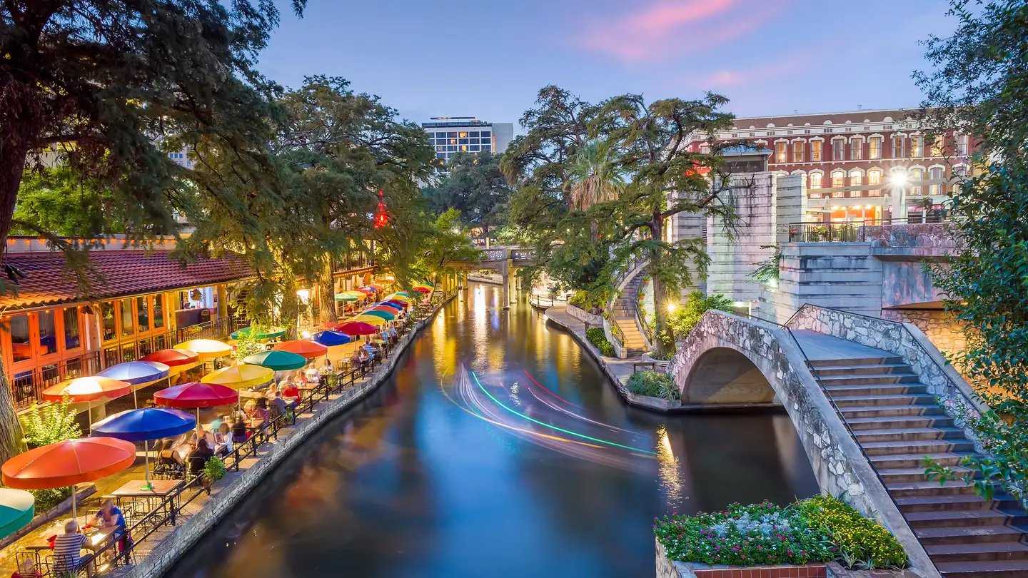 San Antonio Raves Te contamos los 8 lugares con las mejores vistas de San Antonio.