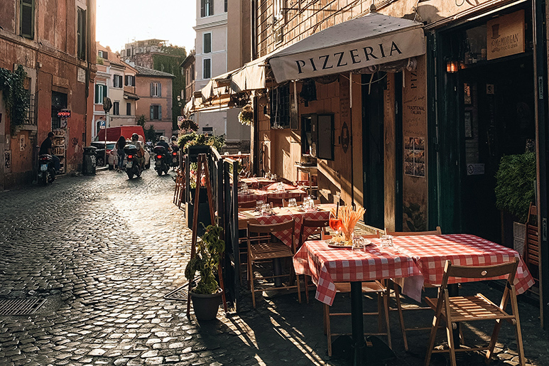 The Most Delicious Pizza in Rome: What to Eat and Where