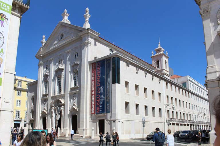 Musee_Banque_Lisbonne_1-LOWRES.jpg