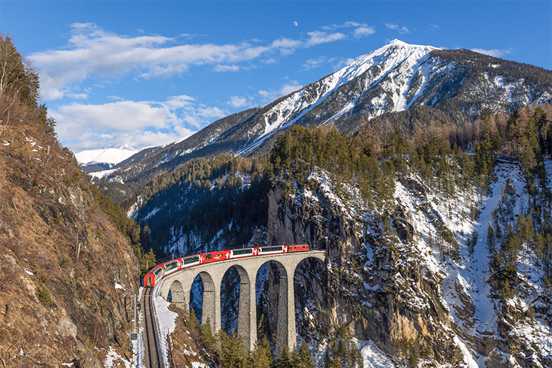 Best Train Journeys in Europe: 10 Scenic Routes