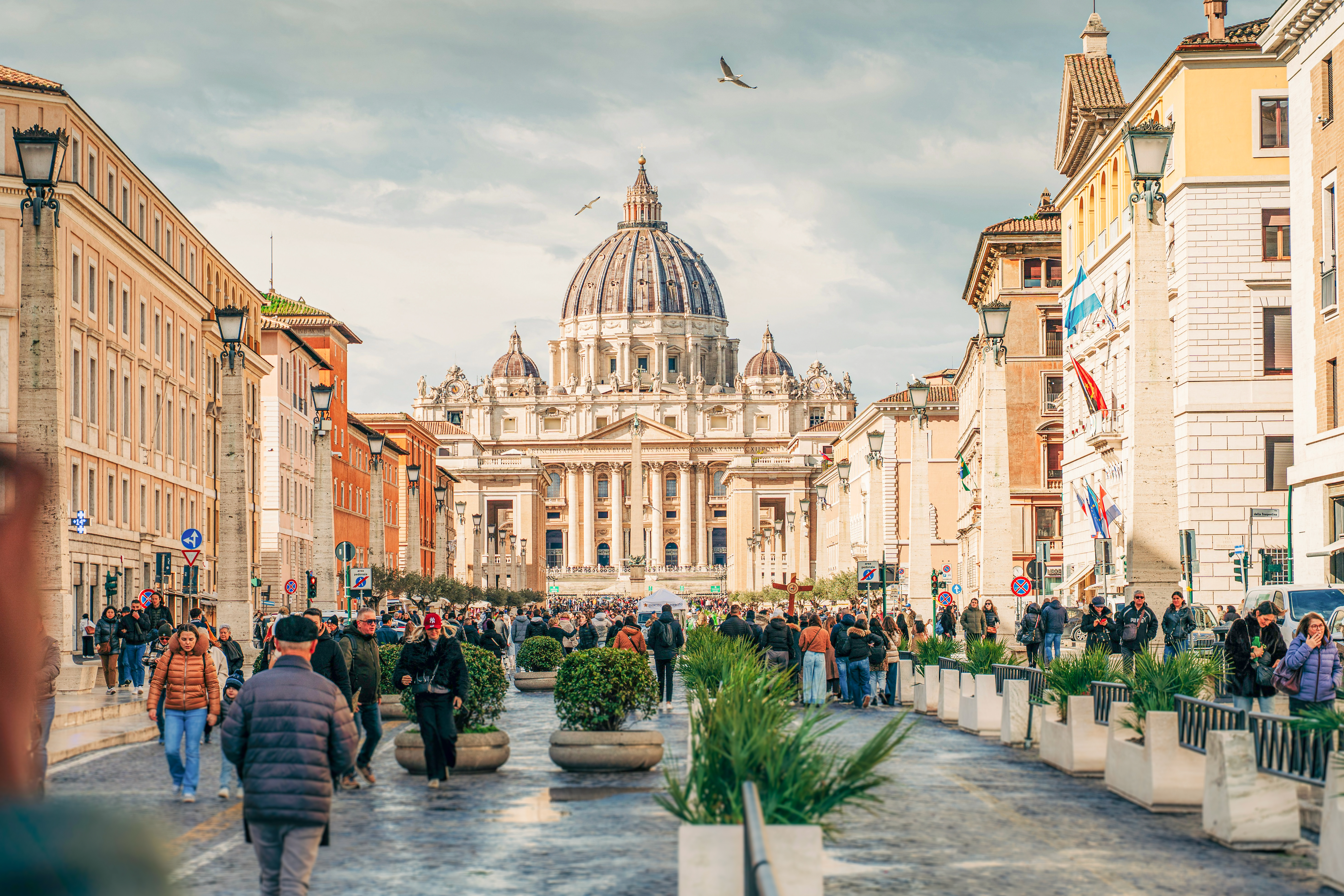 15 Unmissable Rome Landmarks And Historic Sights