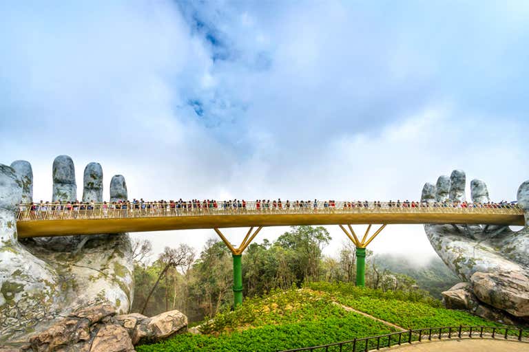 pexels-quang-nguyen-vinh-222549-2582794-LOWRES.jpg