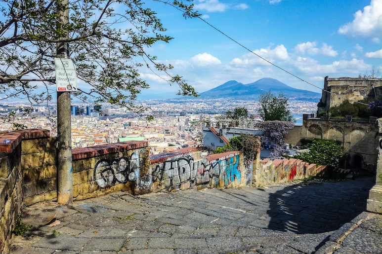 8 Spots with the Best Views in Naples Revealed