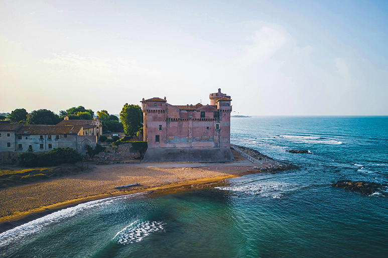 7 Best Beaches in Rome for Fun, History and Relaxation