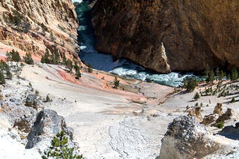 yellowstone-national-park-1760555_1920-EDITED.jpg