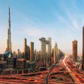 Edifícios famosos em Dubai: um horizonte que desafia os limites.