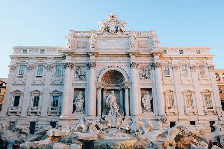 BCC-2023-EXPLORER-Rome-solo-travel-Trevi-Fountain.jpg