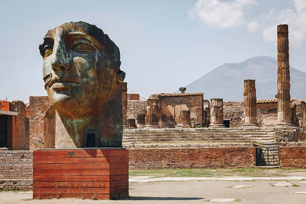 Naples Region Naples Landmarks: The Top 9 Must-See Landmarks in Naples