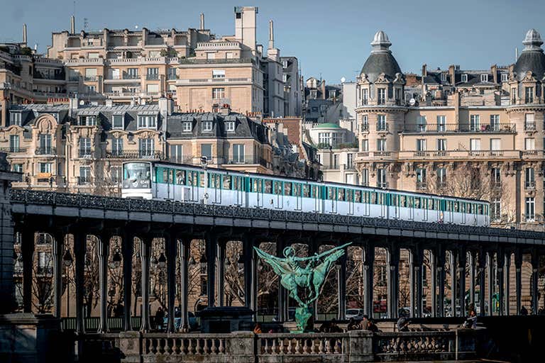 louis-paulin-9g5ZkMQdqMg-unsplash-lowres.jpg