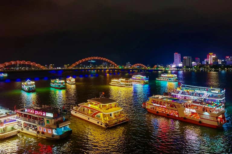 t469912.Da Nang- Han River Local Cruise by Night-LOWRES.jpg