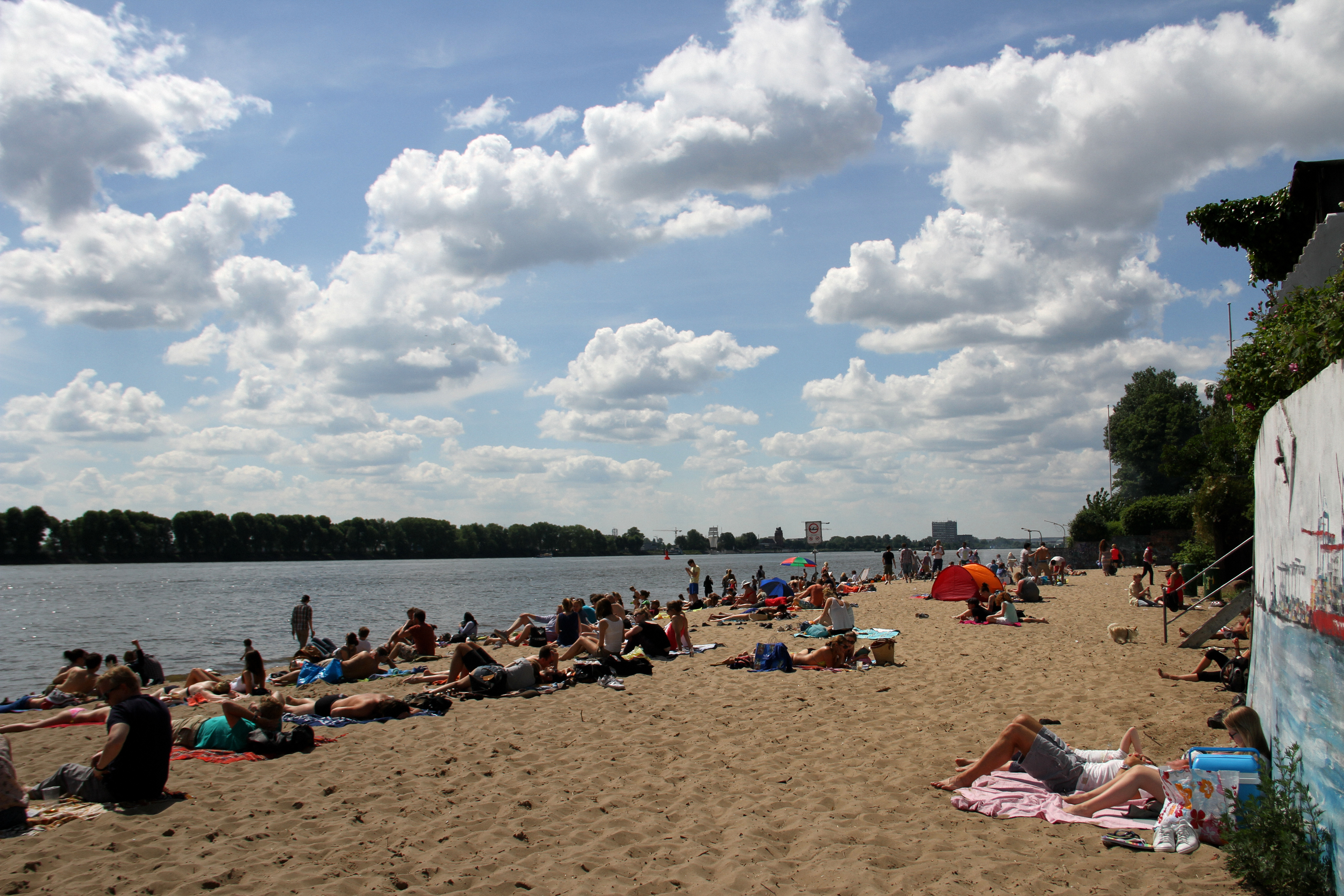 8 Best Beaches in Germany: Traveler's Guide