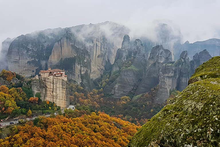 nikos-kavvadas-rEScHgCxCaQ-unsplash-LOWRES.jpg