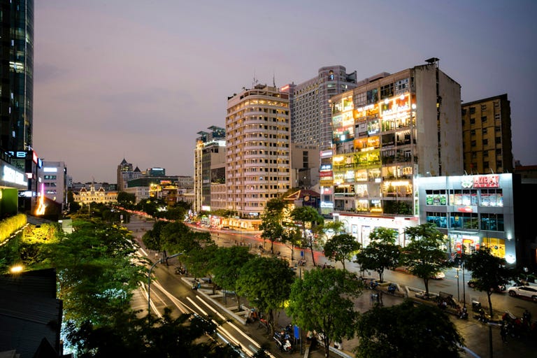 francois-le-nguyen-QiEeivf6Zag-unsplash-LOWRES.jpg