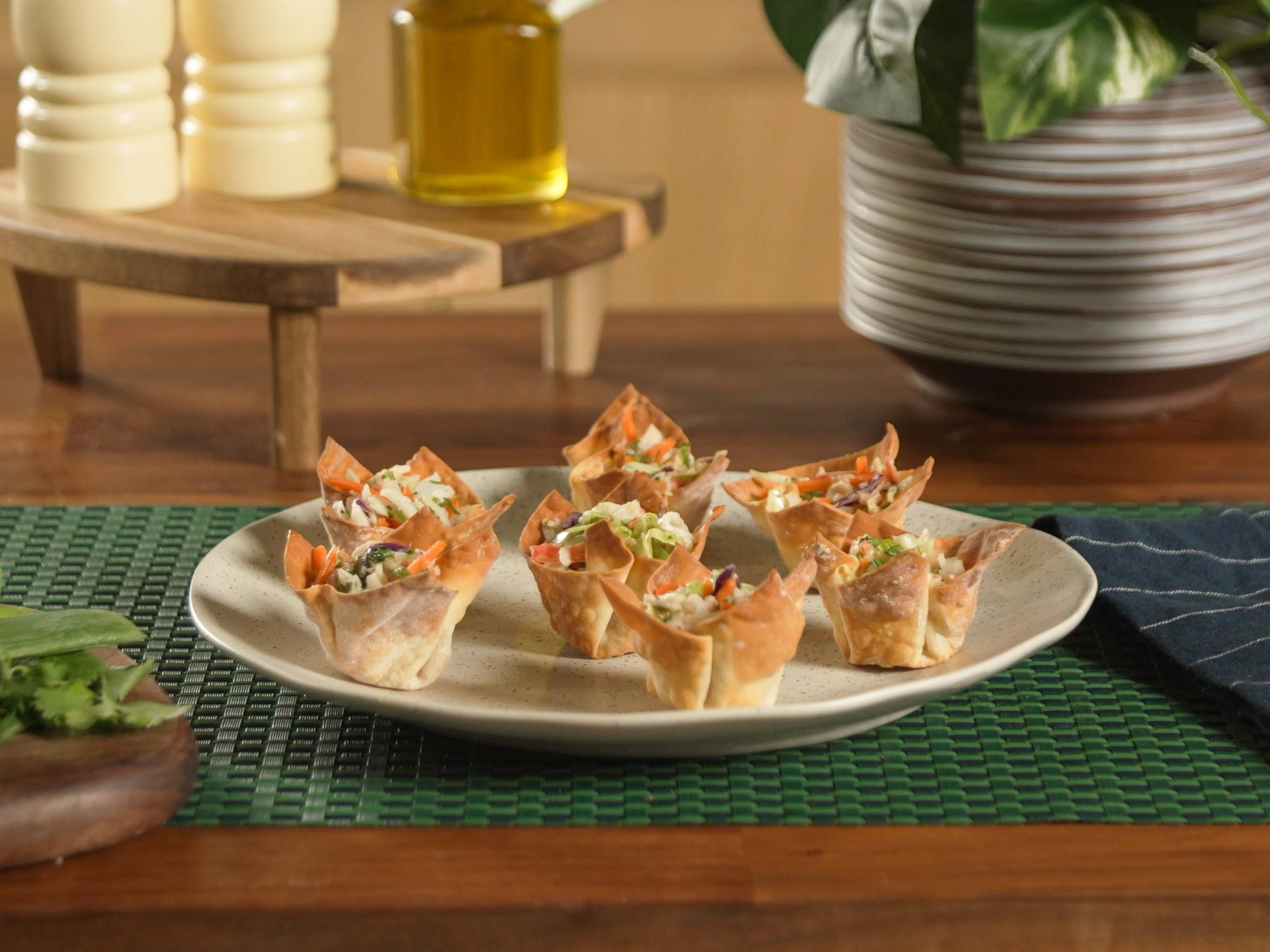 Asian Style Crab Cups | Recipes | Louis Kemp