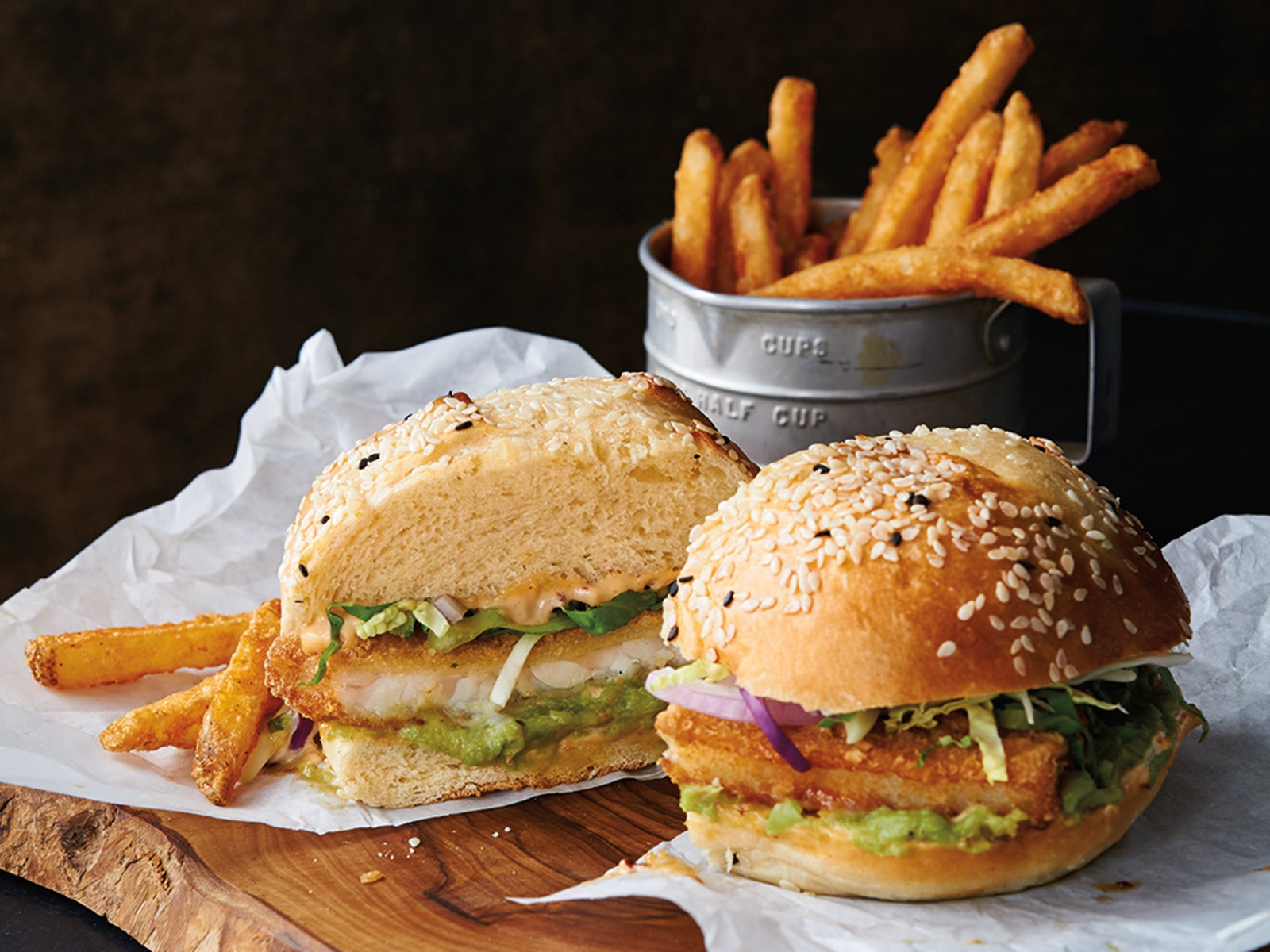 Cemitas Pesca & Fries