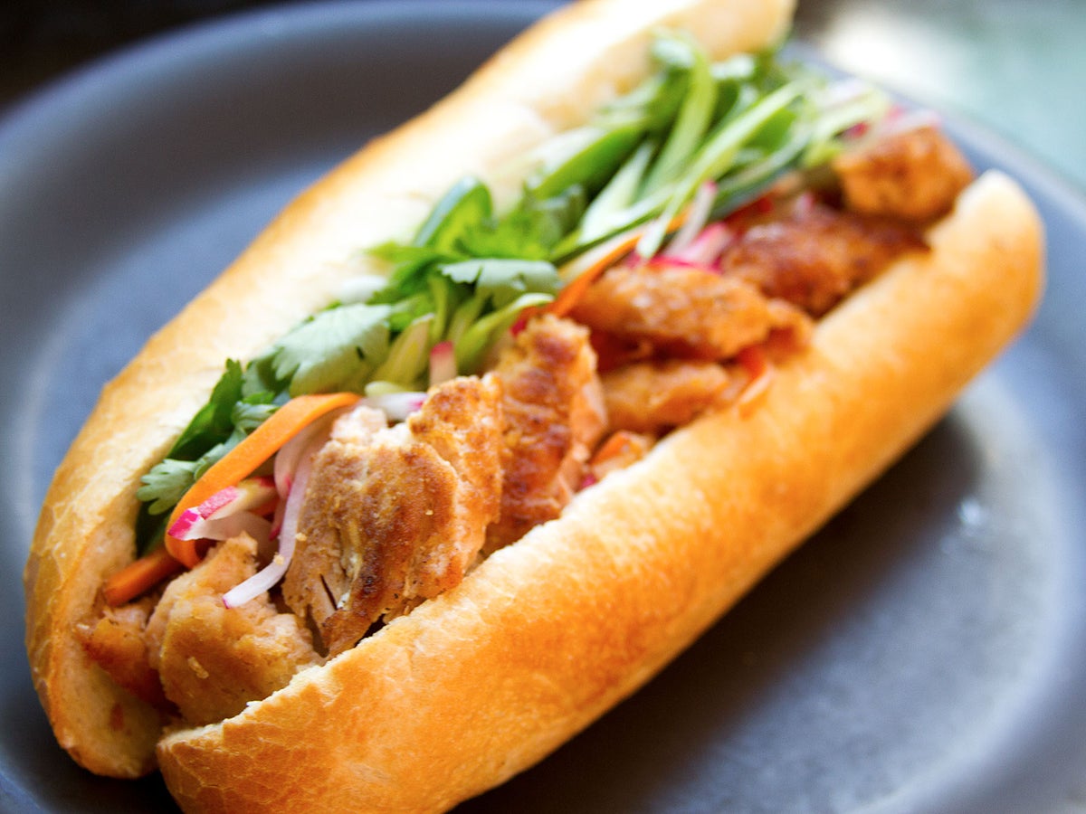 Salmon Banh Mi