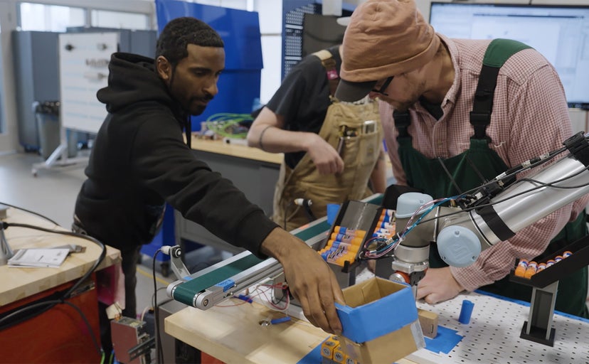 Trident skilled trades employees gains hands-on experience in Clover Park Technical College's Mechatronics program