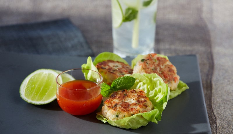 Thai Fish Cakes with Sriracha Sweet Chili Dipping Sauce