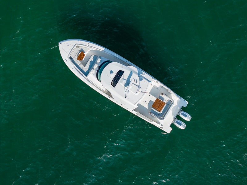 Tiara Yachts 43 LS, view from above