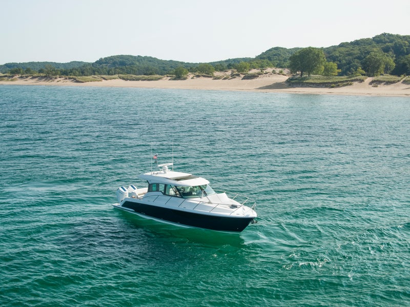 43 LE along the dunes of Lake Michigan