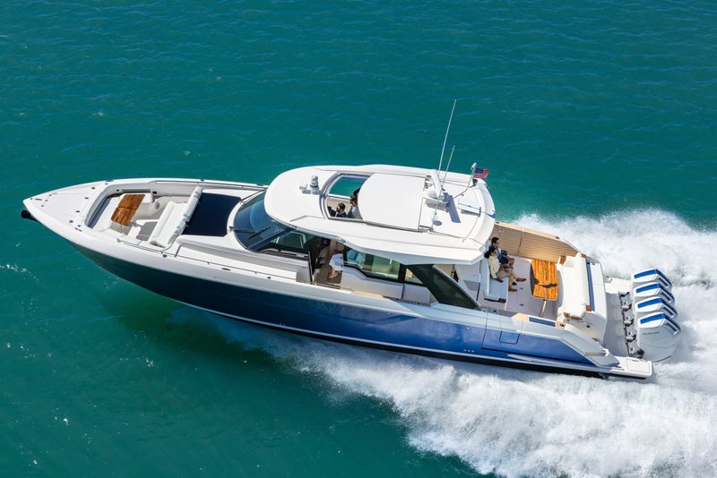 56 LS Running to Port, View from Above - Hull Color: Estoril Blue