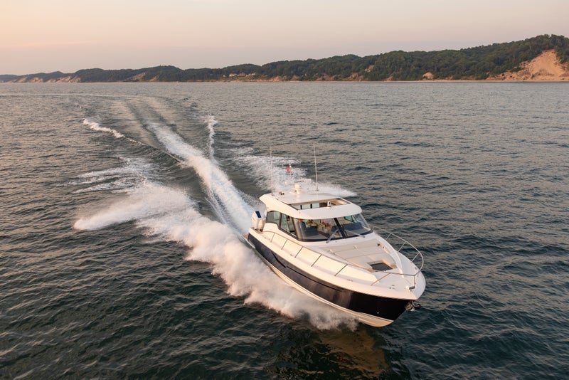 Tiara Yachts 48 LE