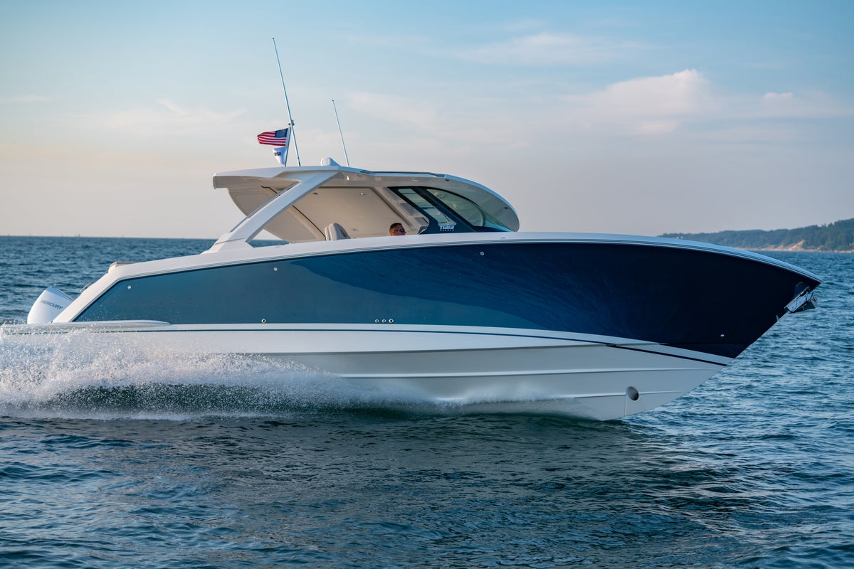 Tiara Yachts 38 LS running to starboard