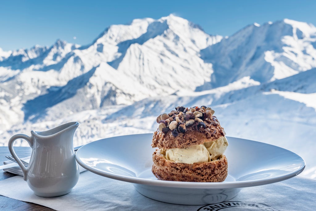 Saint Gervais_Dessert with Alpine View_(c): Boris Molinier