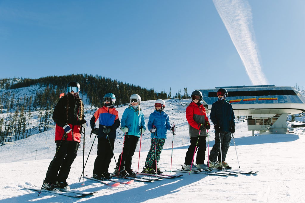 Sierra-at-Tahoe_Bluebird_Kids Ski Day_(c): Courtney Aaron Photography