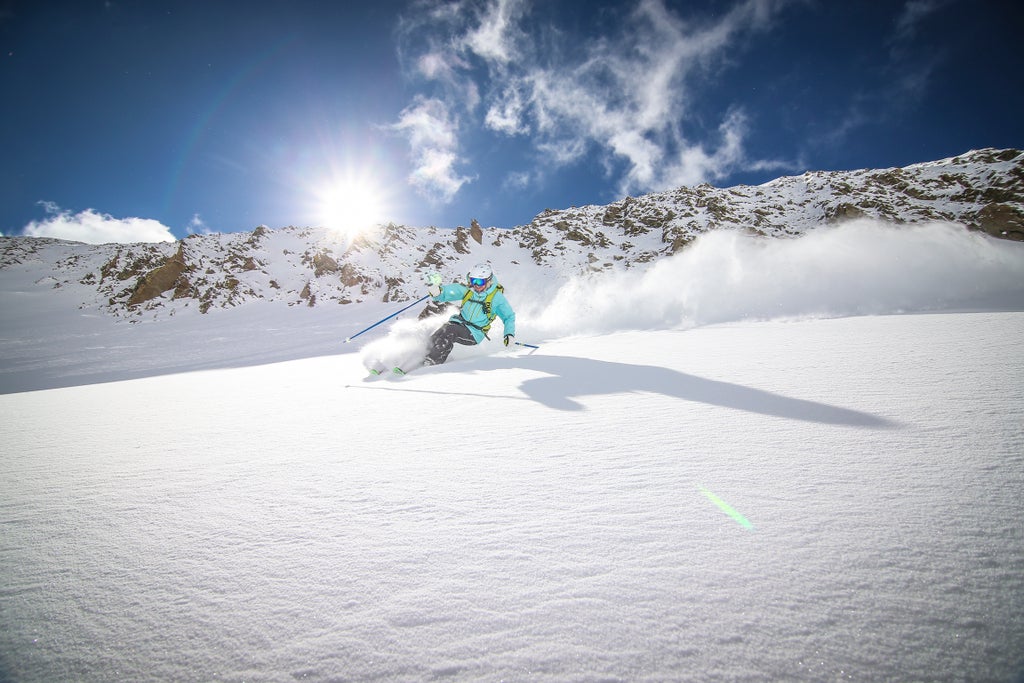 SkiSnowboardPowder 2016 01