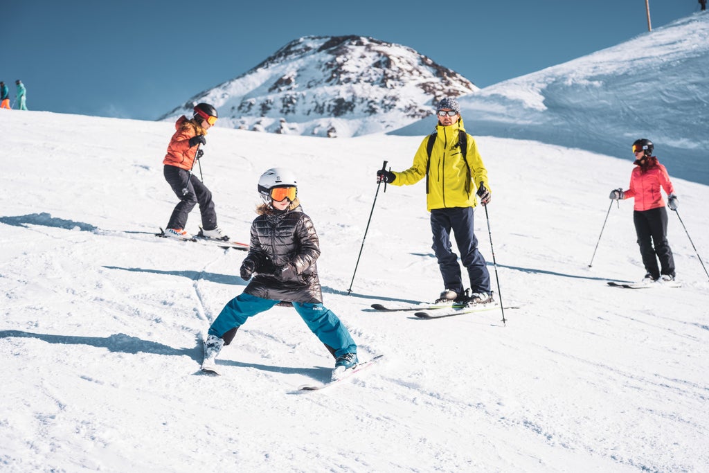 Les 2 Alpes_Family Ski Day_Luka Leroy / Les 2 Alpes