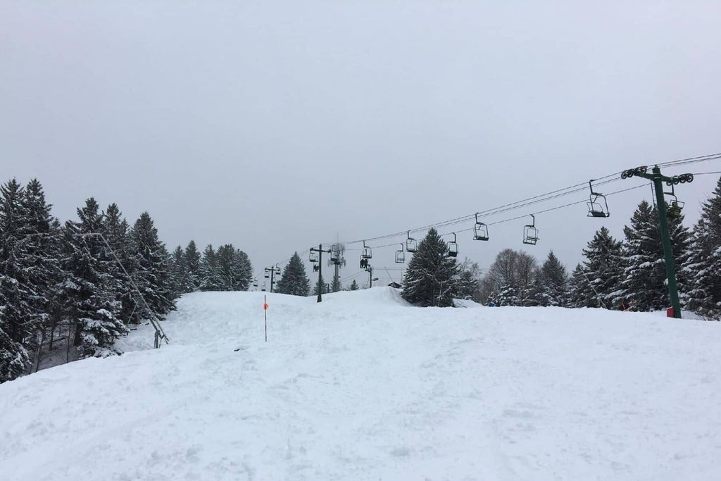 McCauley Mountain Ski Center - Lift