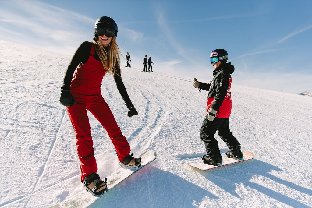 Sierra-at-Tahoe_Bluebird_Private Snowboard Lesson_(c): Courtney Aaron Photography