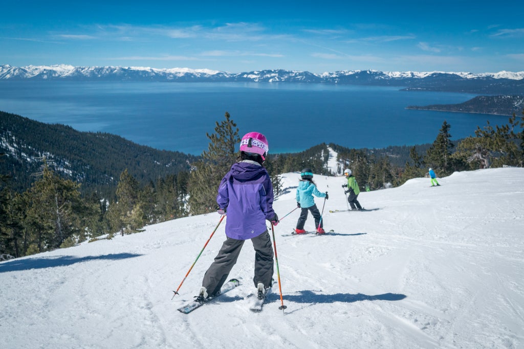 DiamondPeak Family08