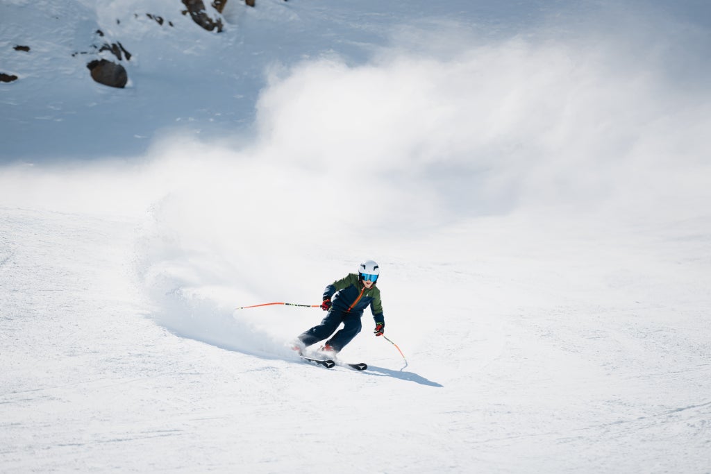 Kaunertaler Gletscher_Kid Skiing_(c): Kaunertaler Gletscher