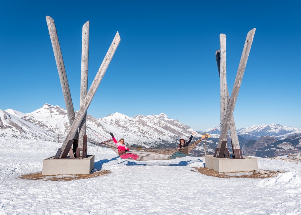 Le Devoluy_Jas Chairlift Hammock Scenic Spot_(c): Itinera Magica